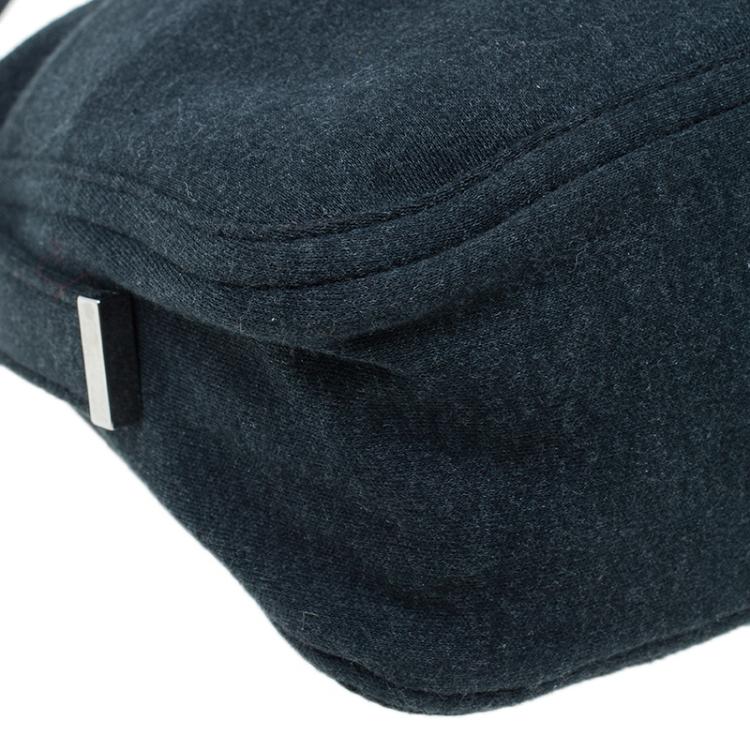 Pre Owned Fendi Grey Felt Baguette Shoulder Bag