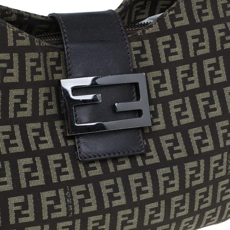 Pre Owned Fendi Brown Zucca Canvas Baguette Shoulder Bag