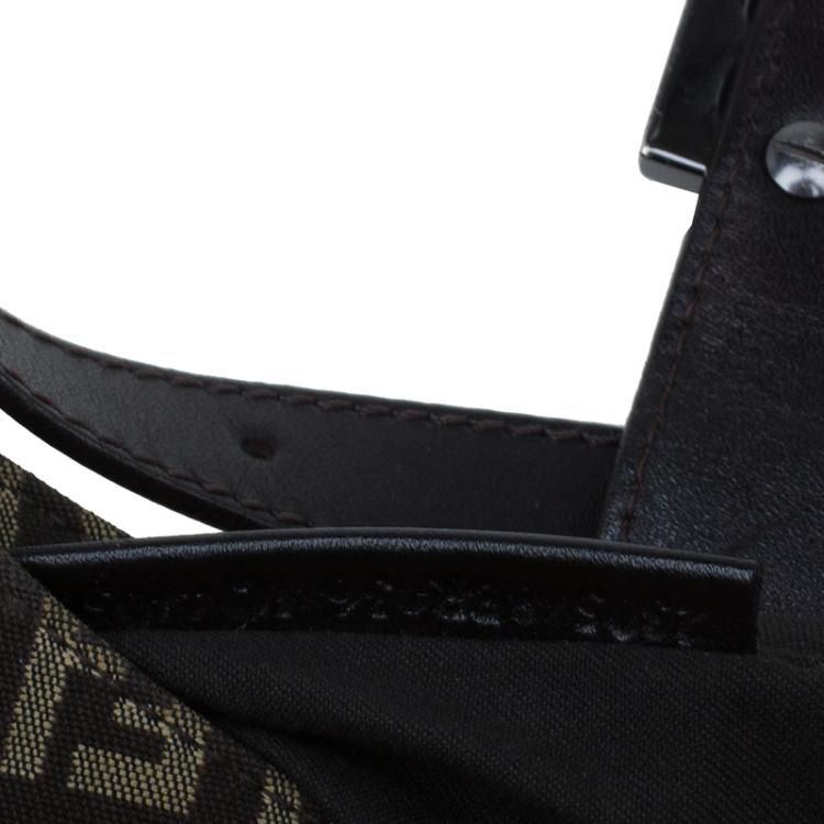Pre Owned Fendi Brown Zucca Canvas Baguette Shoulder Bag