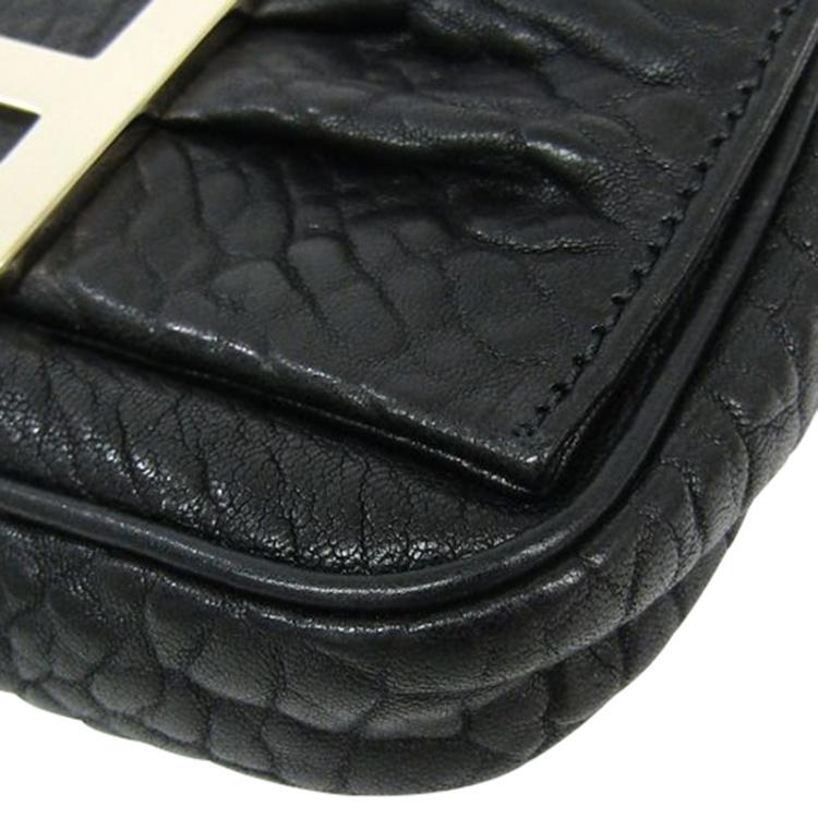 Pre Owned Fendi Black Pebbled Leather Mia Pochette Bag