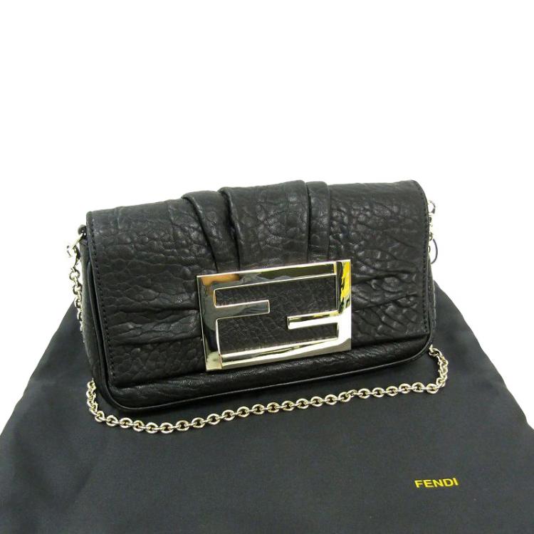 Pre Owned Fendi Black Pebbled Leather Mia Pochette Bag