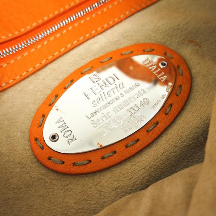 Pre Owned Fendi Orange Selleria Leather Baguette Shoulder Bag