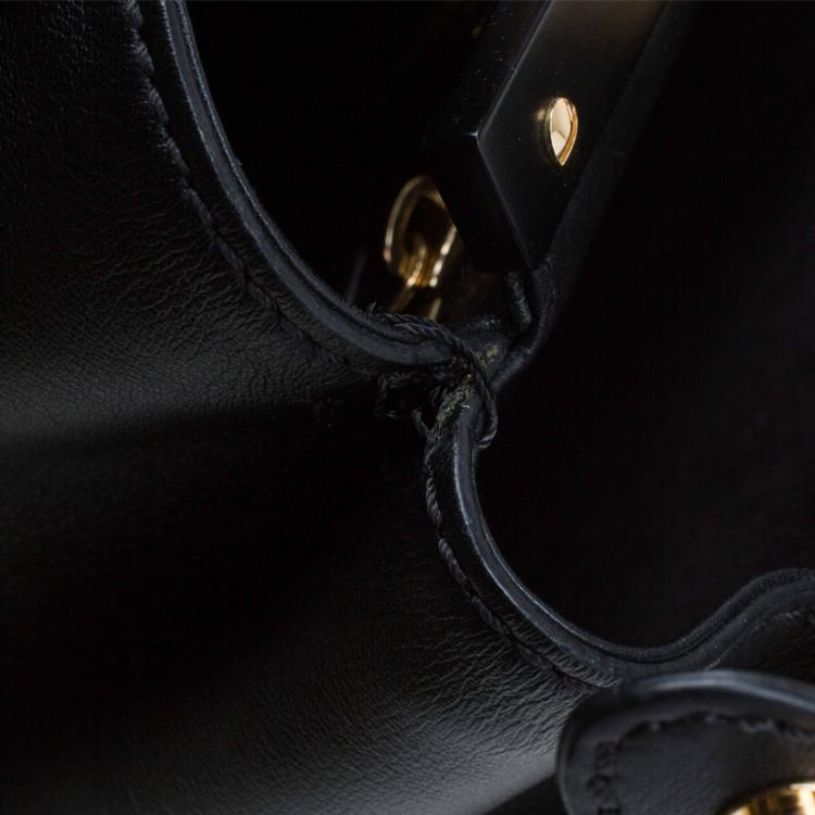 Pre Owned Fendi Black Leather Medium Peekaboo Tote
