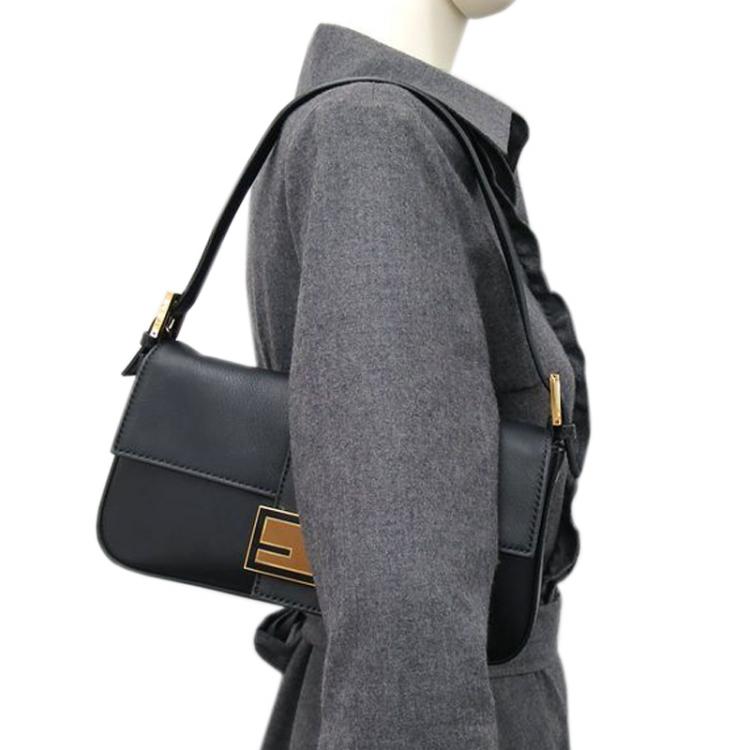 Pre Owned Fendi Black Leather Baguette Shoulder Bag