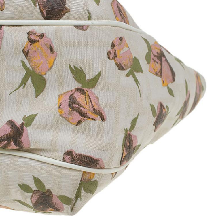 Pre Owned Fendi Beige Zucca Rose Print Canvas Chef Shopper Tote