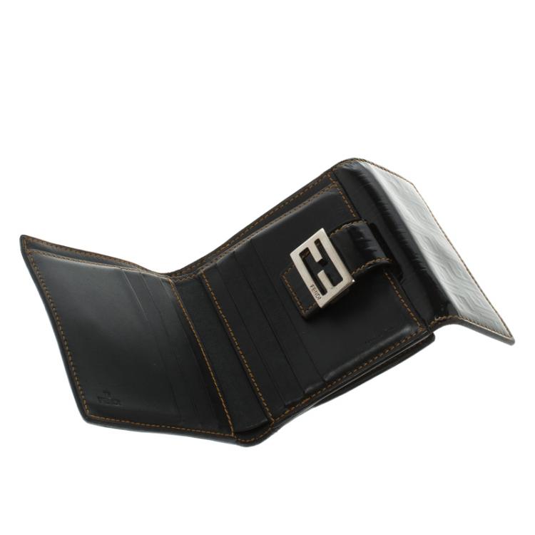 Pre Owned Fendi Black Zucchino patent Leather Compact Wallet
