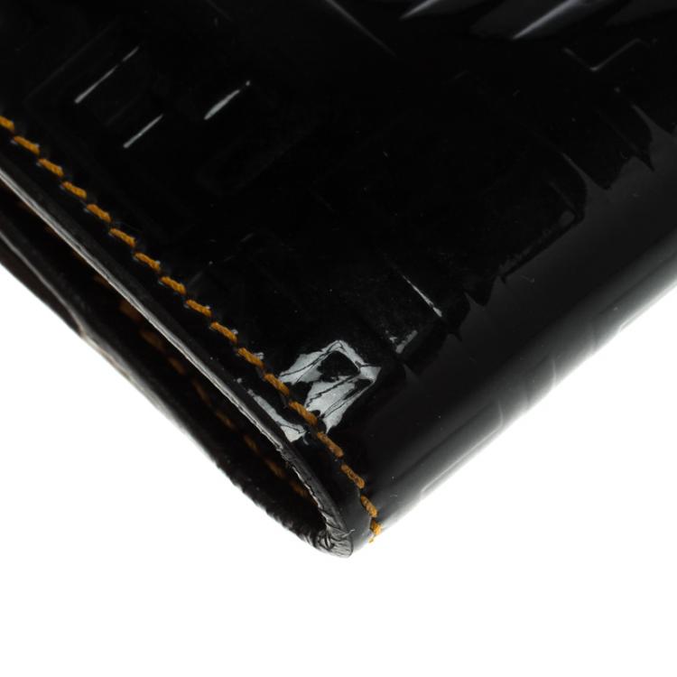 Pre Owned Fendi Black Zucchino patent Leather Compact Wallet