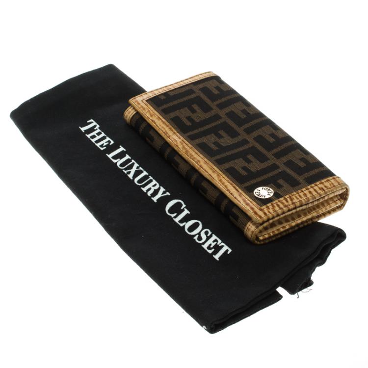 Pre Owned Fendi Brown/Cream Zucca Canvas Continental Wallet