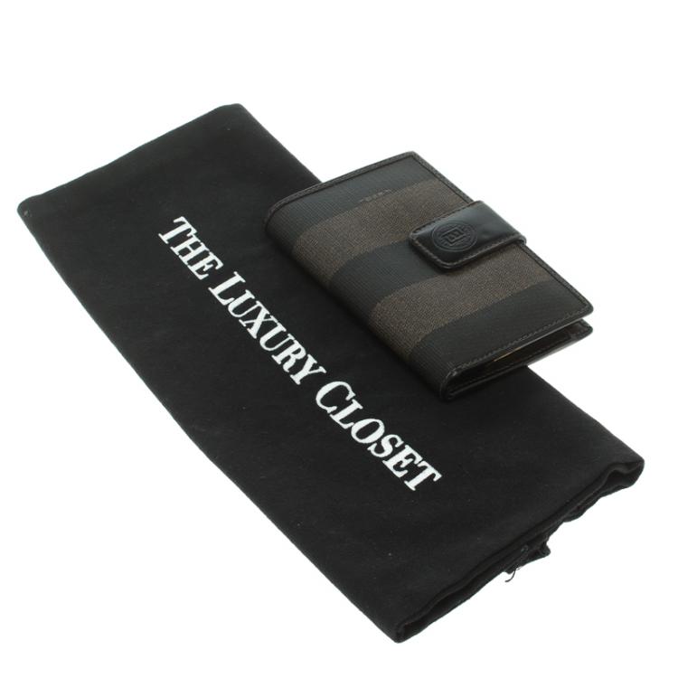 مملوكة مسبقًا Fendi Tobacco Pequin Coated Canvas Kisslock Wallet