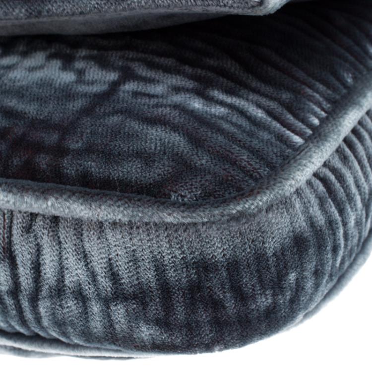 Pre Owned Fendi Metallic Grey Velvet Mia Pochette Bag