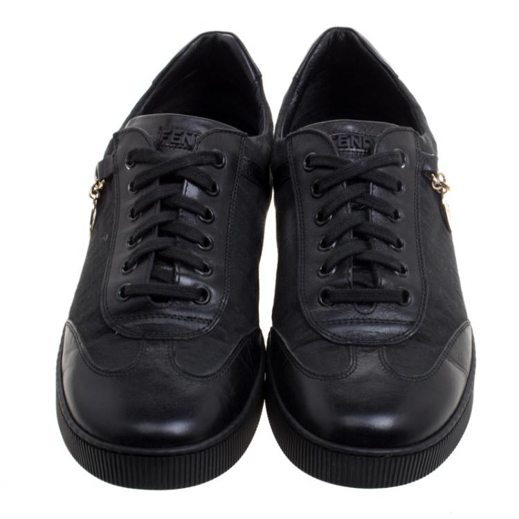 مملوكة مسبقًا Fendi Black Zucca Canvas and Leather Low Top Sneakers Size 39