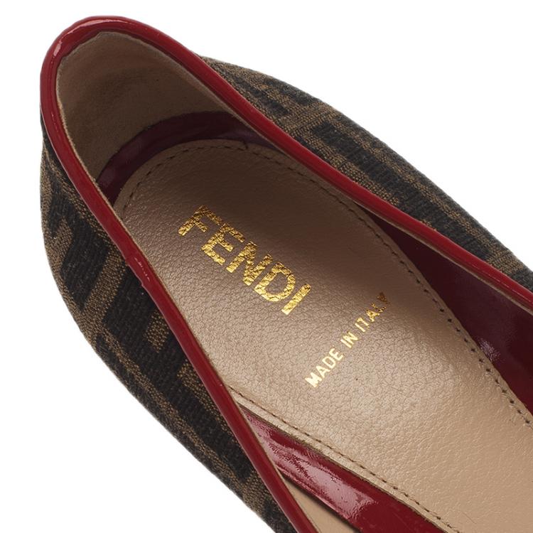 مملوكة مسبقًا Fendi Zucca Canvas Wedge Pumps Size 40