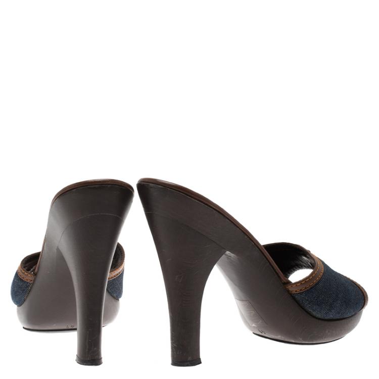 Pre Owned Fendi Blue Denim and Leather Slides Size 41