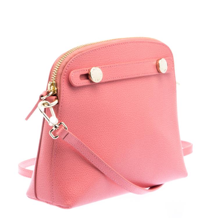 Pre Owned Furla Pink Textured Leather Mini Piper Crossbody Bag