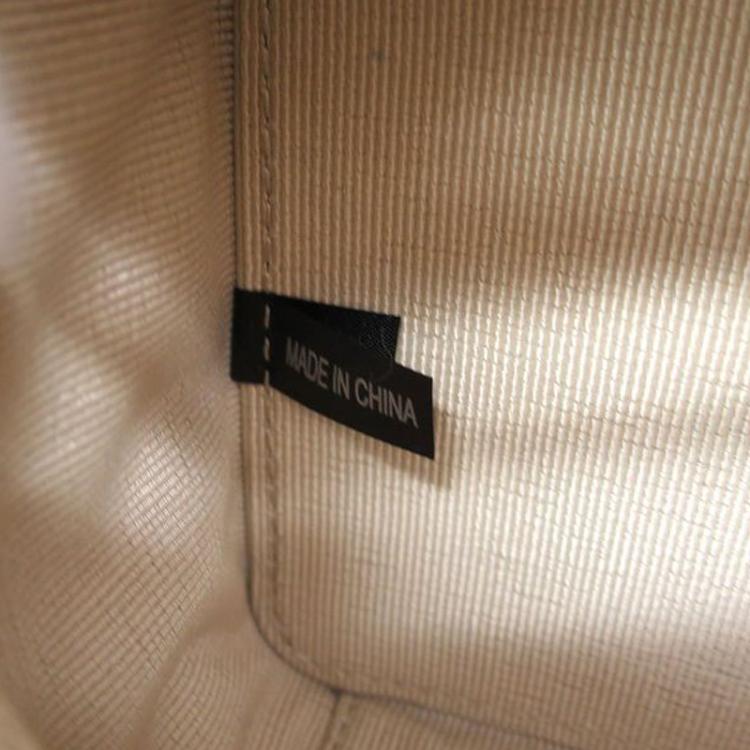 Pre Owned Furla White Leather Zip around Crossbody