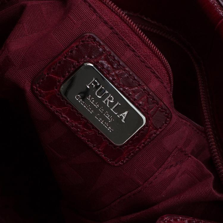 مملوكة مسبقًا Furla Red Croc Embossed Leather Zarina Hobo