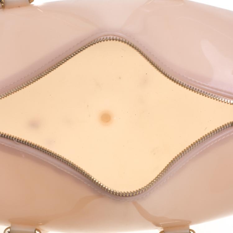 مملوكة مسبقًا Furla Light Peach Glossy Rubber Candy Satchel