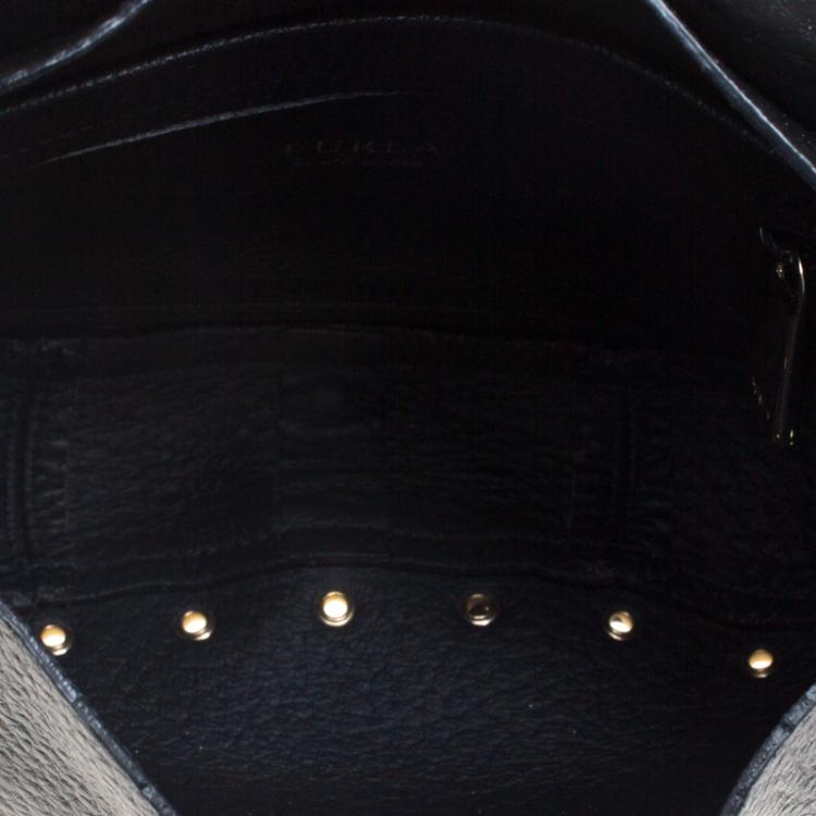 Pre Owned Furla Black Leather Club Bandouliere Crossbody Bag