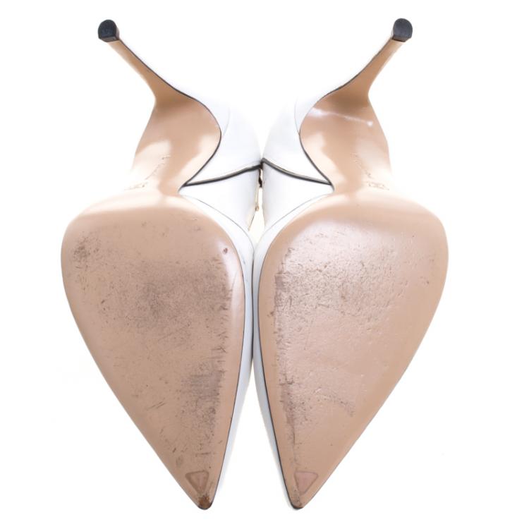 Pre Owned Gianvito Rossi White Scalloped Leather Pointed Toe Pumps Size 41