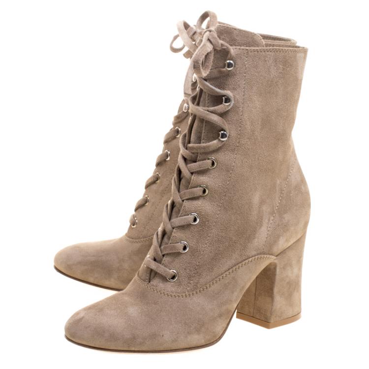 Pre Owned Gianvito Rossi Beige Suede Mackay Lace Up Ankle Boots Size 36.5