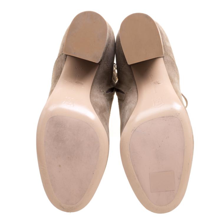 Pre Owned Gianvito Rossi Beige Suede Mackay Lace Up Ankle Boots Size 36.5