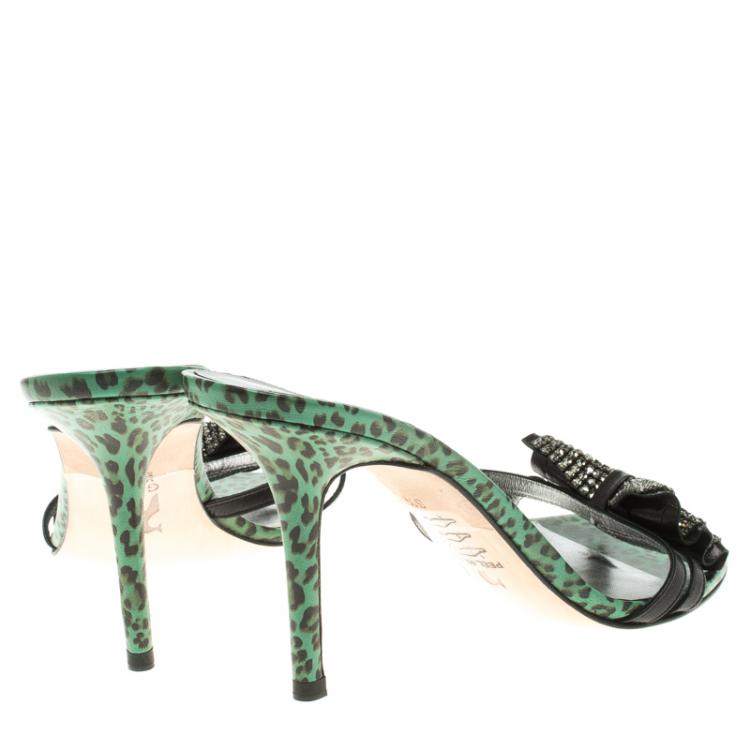 Pre Owned Gina Black Leather Crystal Embellished Bow  Slides Size 39.5