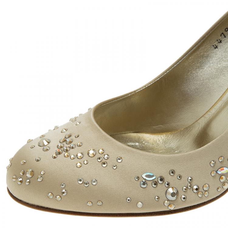 مملوكة مسبقًا Gina Beige Satin Embellished Anny Pumps Size 38.5