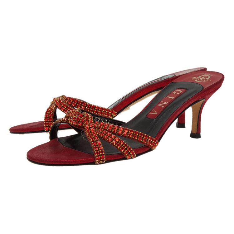 Pre Owned Gina Red Satin Embellished Knotted Open Toe Slides Size 38