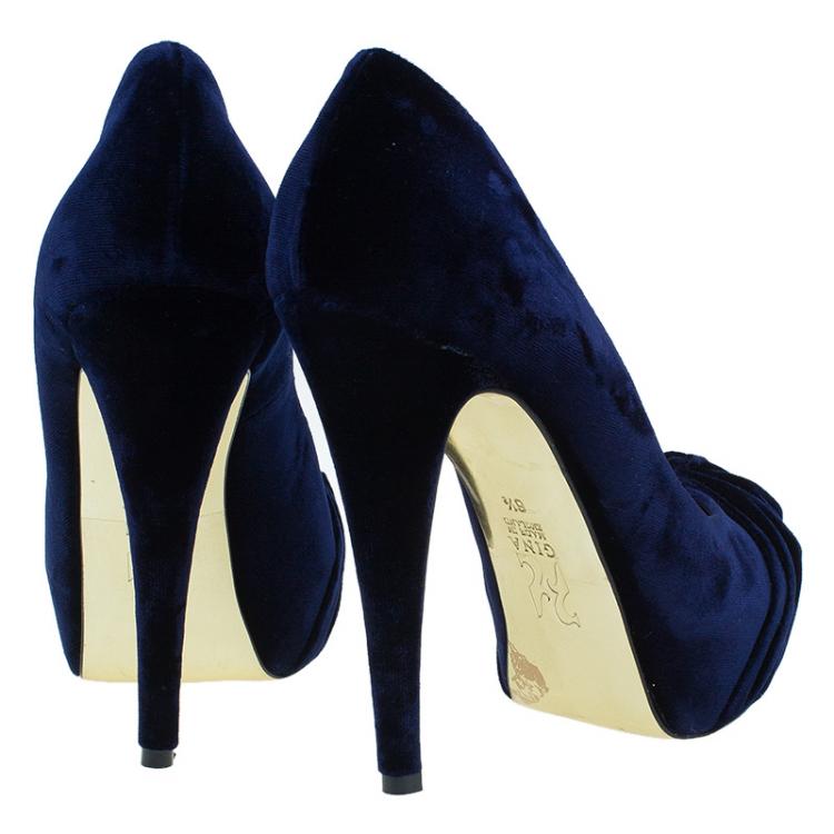 Pre Owned Gina Navy Blue Velvet Clair Platform Pumps Size 38.5