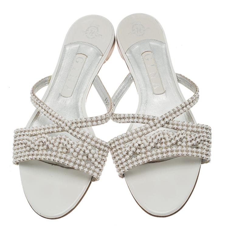Pre Owned Gina White Embellished Slides Size 39
