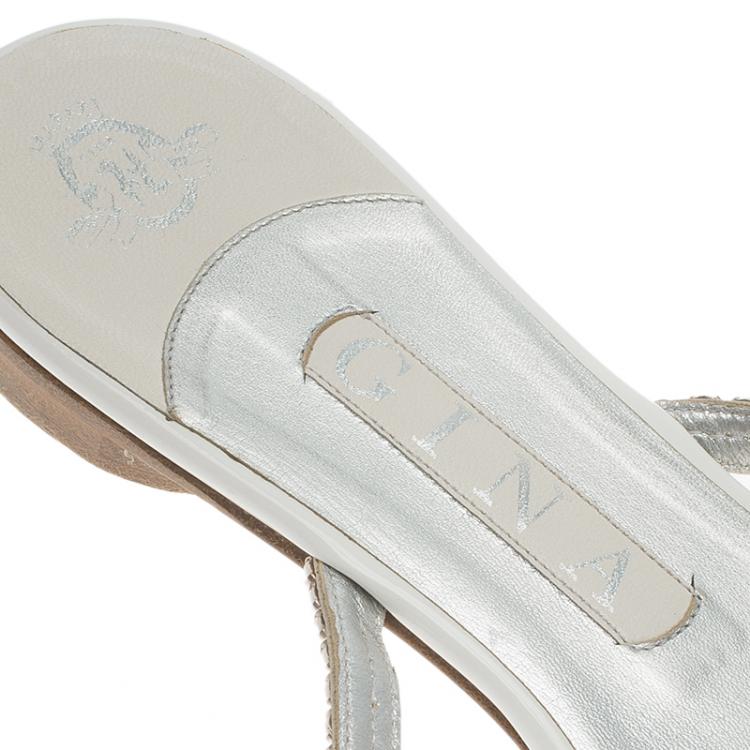 Pre Owned Gina White Embellished Slides Size 39