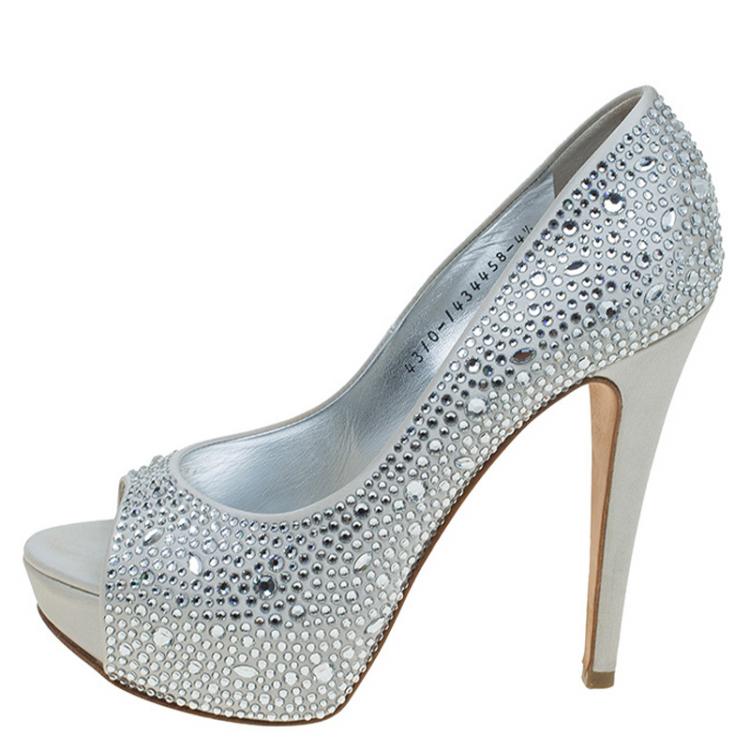 مملوكة مسبقًا Gina White Satin Crystal Embellished Peep Toe Platform Pumps Size 37.5