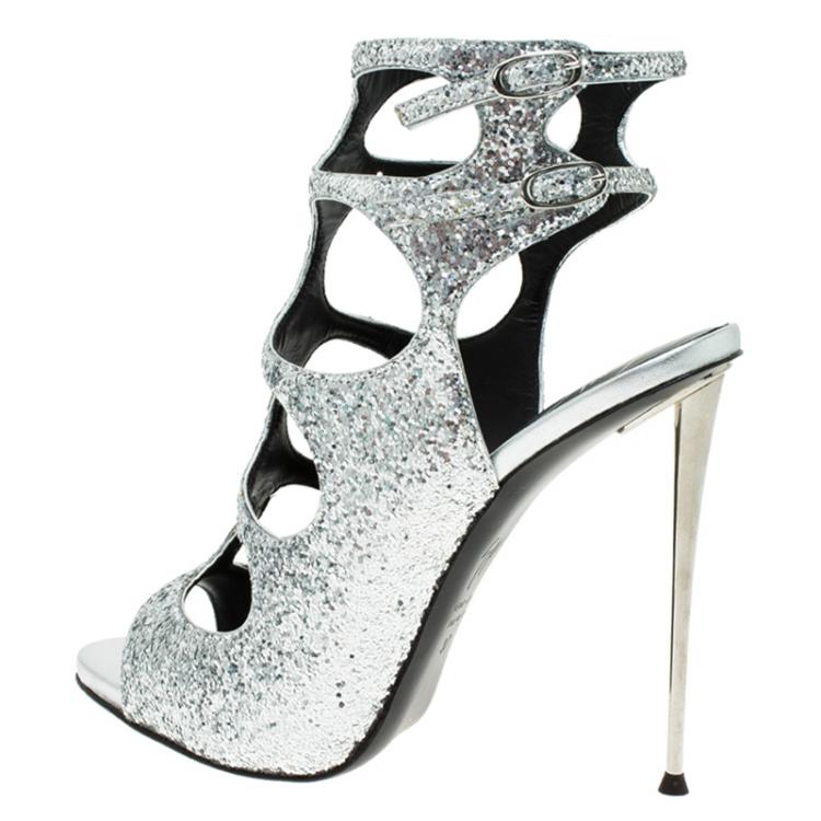 Pre Owned Giuseppe Zanotti Silver Glitter Cutout Ankle Sandals Size 37 