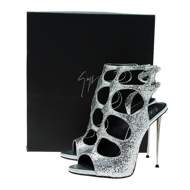 Pre Owned Giuseppe Zanotti Silver Glitter Cutout Ankle Sandals Size 37 
