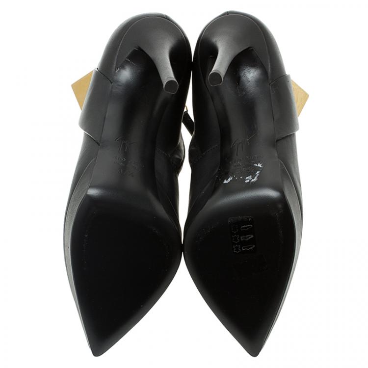 Pre Owned Giuseppe Zanotti Black Leather Pyramid Stud Platform Ankle Boots Size 37.5