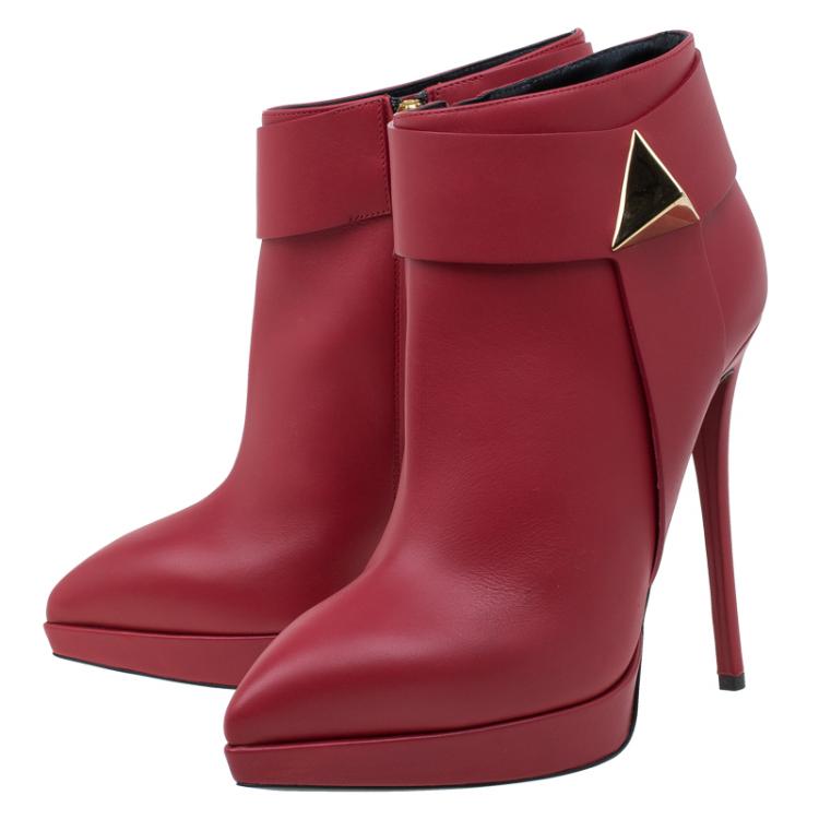 Pre Owned Giuseppe Zanotti Red Leather Pyramid Stud Platform Ankle Boots Size 39
