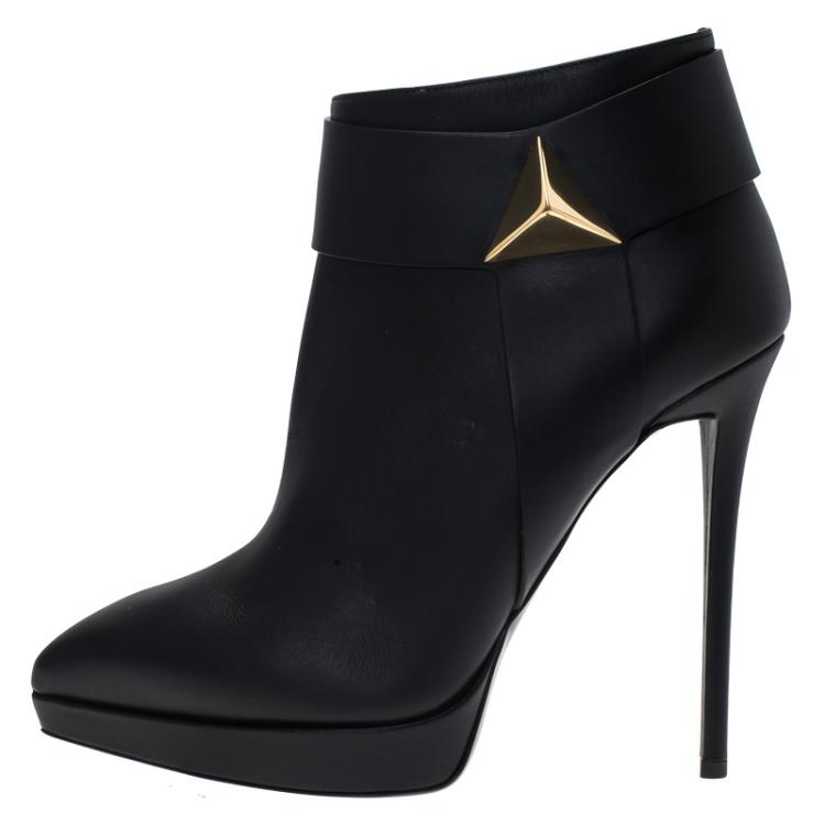 Pre Owned Giuseppe Zanotti Black Leather Pyramid Stud Platform Ankle Boots Size 39