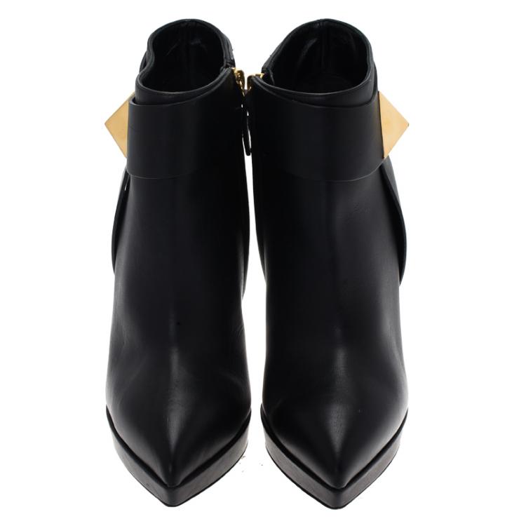 Pre Owned Giuseppe Zanotti Black Leather Pyramid Stud Platform Ankle Boots Size 39