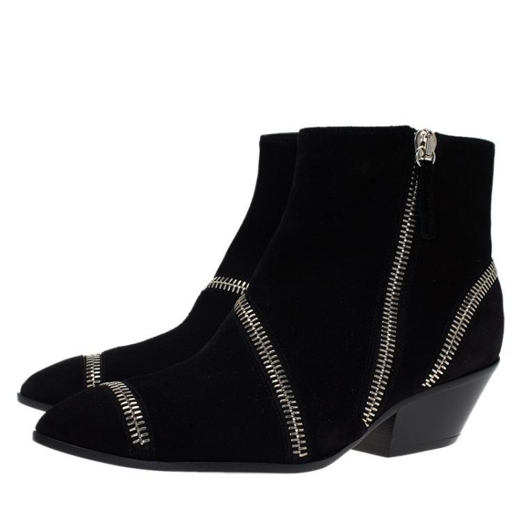 مملوكة مسبقًا Giuseppe Zanotti Black Suede Guns 55 Zip Detail Ankle Booties Size 40