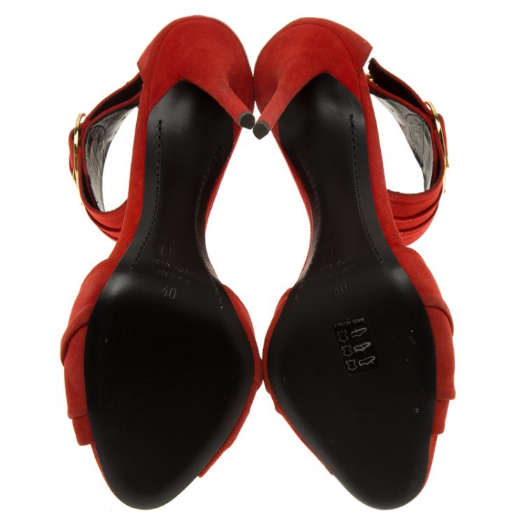 مملوكة مسبقًا Giuseppe Zanotti Red Pleated Suede Ankle Strap Sandals Size 40