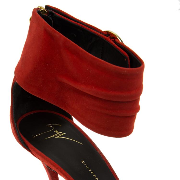 مملوكة مسبقًا Giuseppe Zanotti Red Pleated Suede Ankle Strap Sandals Size 40