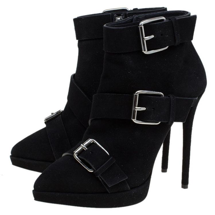 مملوكة مسبقًا Giuseppe Zanotti Black Buckled Suede Platform Ankle Boots Size 40