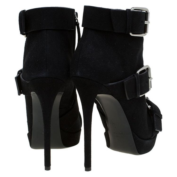 مملوكة مسبقًا Giuseppe Zanotti Black Buckled Suede Platform Ankle Boots Size 38