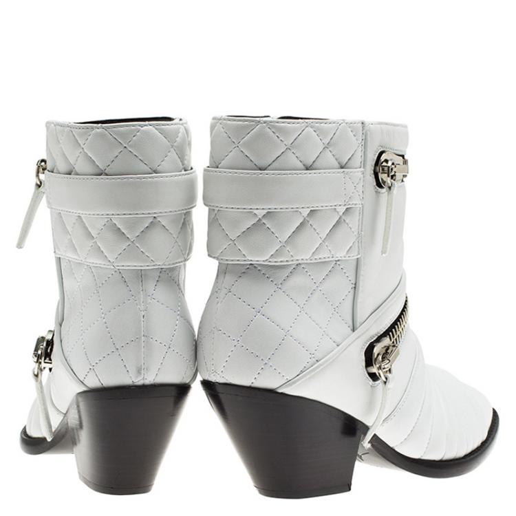 Pre Owned Giuseppe Zanotti White Quilted Leather Ankle Boots Size 37