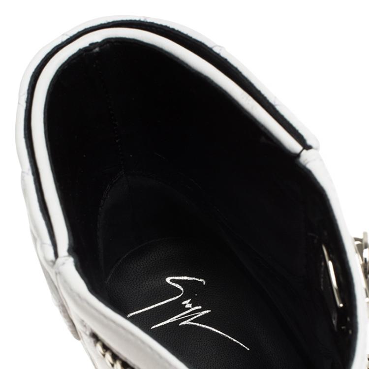 Pre Owned Giuseppe Zanotti White Quilted Leather Ankle Boots Size 37