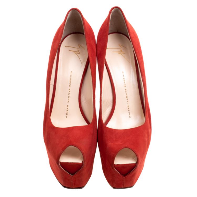 مملوكة مسبقًا Giuseppe Zanotti Orange Suede Peep Toe Platform Pumps Size 38.5