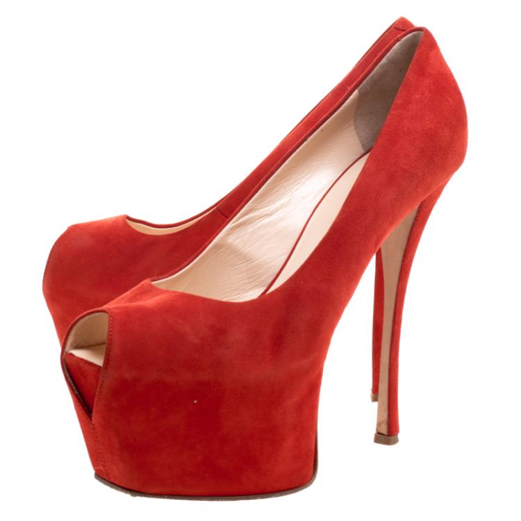 مملوكة مسبقًا Giuseppe Zanotti Orange Suede Peep Toe Platform Pumps Size 38.5