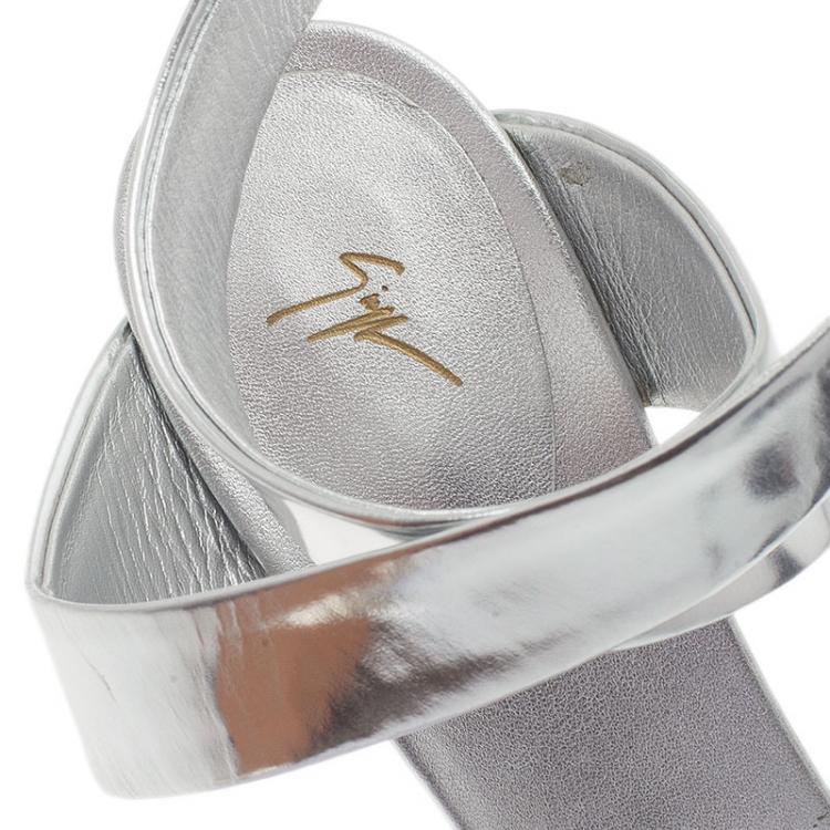 Pre Owned Giuseppe Zanotti Silver Metallic Leather Ankle Strap Sandals Size 41