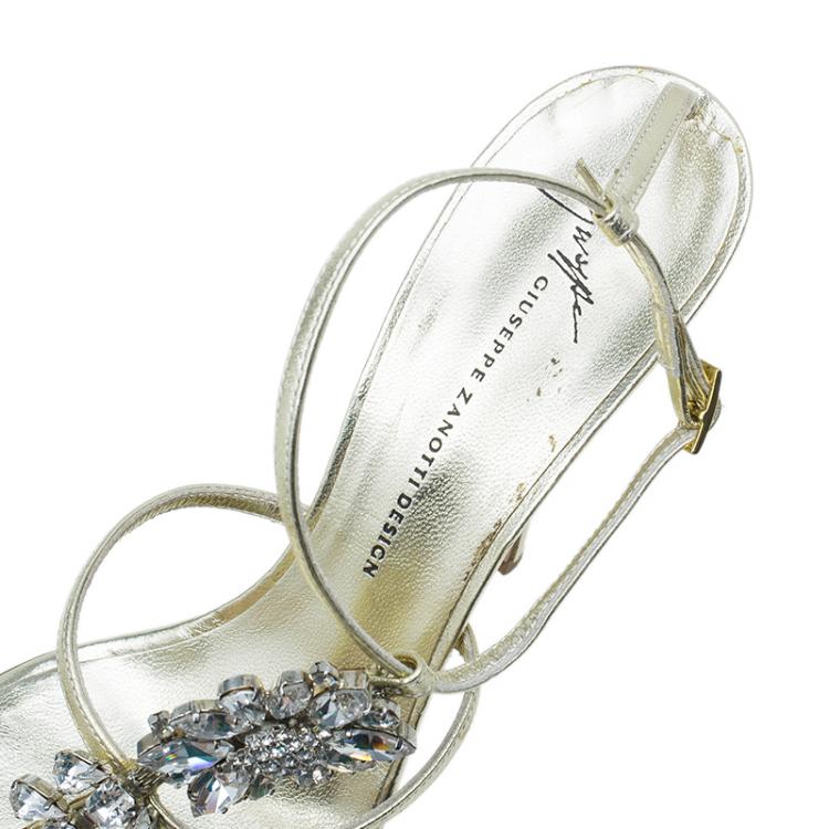 Pre Owned Giuseppe Zanotti Gold Embellished Leather T Strap Sandals Size 41