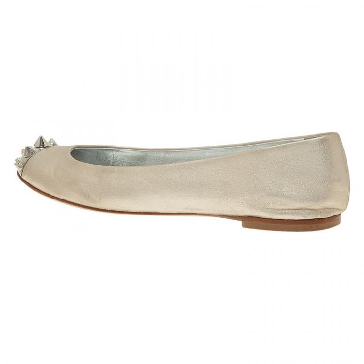 Pre Owned Giuseppe Zanotti Silver Leather Spiked Cap Toe Ballet Flats Size 37 